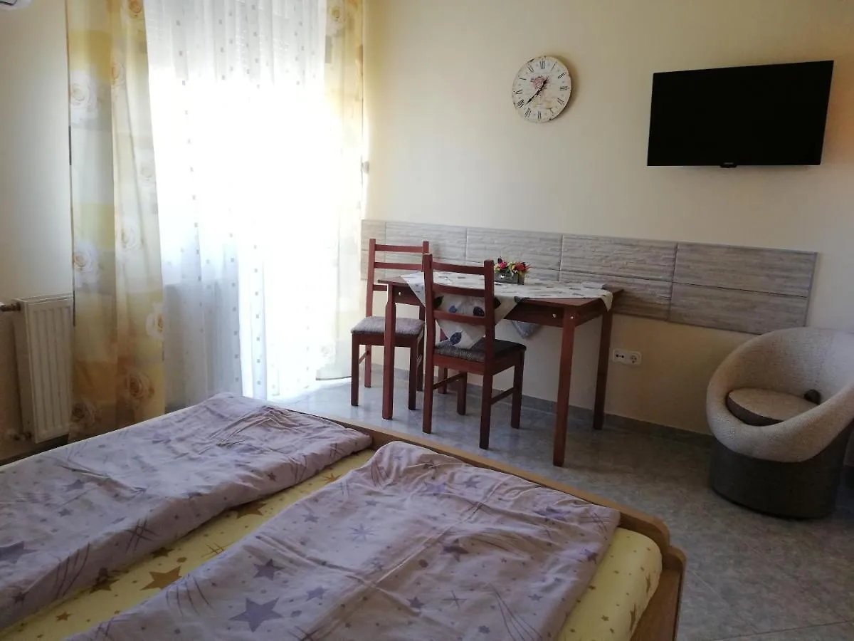 Imola Es Andrea Apartmanhaz Apartment Hajduszoboszlo