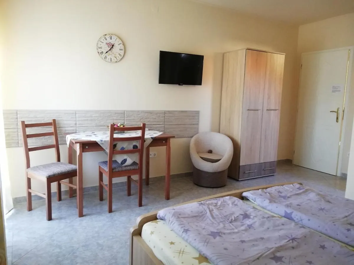 Imola Es Andrea Apartmanhaz Apartment Hajduszoboszlo